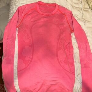 Long sleeve swiftly tech